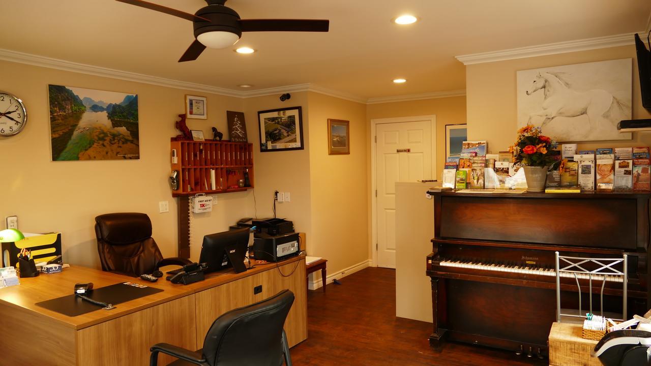 Cornwall The White Horse Motel المظهر الخارجي الصورة